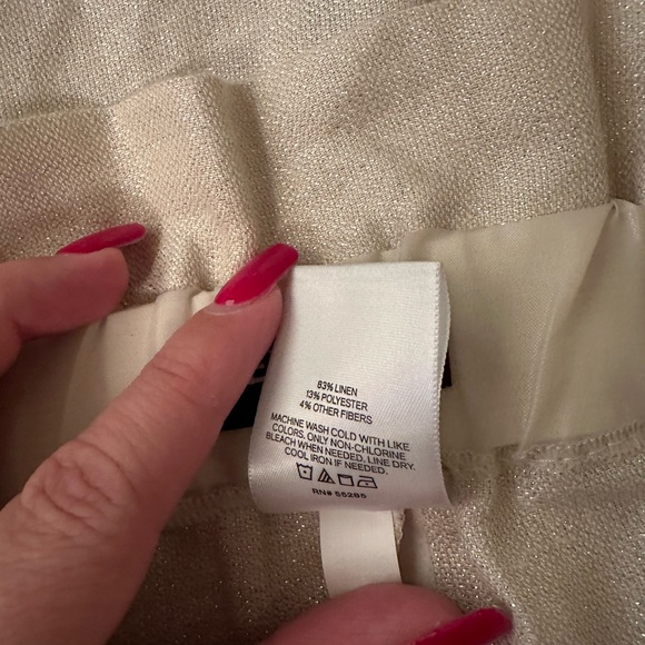 Express Super High Waisted Sparkle Linen-Blend Pull-On Paper-bag Shorts - Picture 4 of 6